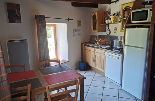 Viscomtat Casa | Gîte near Thiers - le Chepti 5 people in Viscomtat