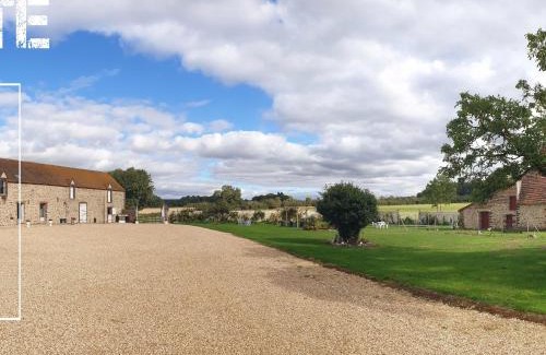 Belhomert-Guehouville Casa | Gîte pittoresque avec nature, Wi-Fi, BBQ et terrasse privée - FR-1-581-113