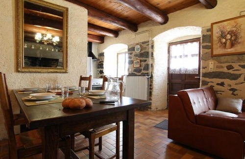 Saint-Hostien Casa | Gîte Saint-Hostien, 3 pièces, 5 personnes - FR-1-582-276