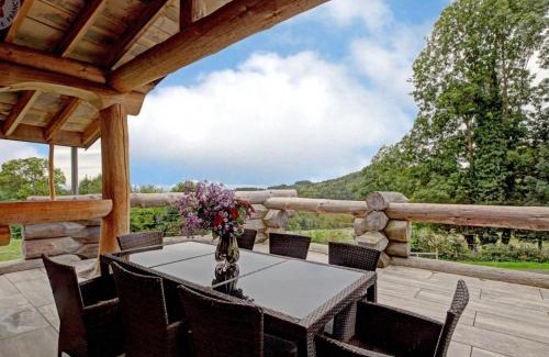 Saint-Jean-Soleymieux Casa | Gîte spacieux avec jacuzzi dans un cadre champêtre - FR-1-496-313