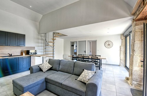 Peret-Bel-Air Casa | Gîte Theillac - Maison au calme avec beau jardin