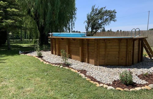 Tulette Cabaña | Casas rurales en los viñedos, parque, piscina, parque infantil, campo de petanca, ...