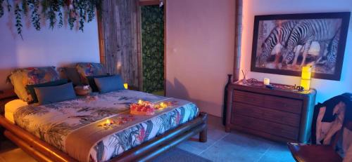 Le Beausset Hotel | Gîtes Mas des rochers - Case bambou avec Spa