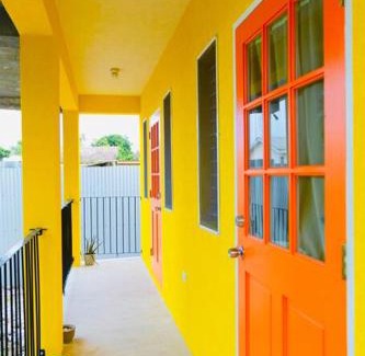 Bayville Apartamento | GAIA Barbados! 2bedroom Home 5min walk to the beach