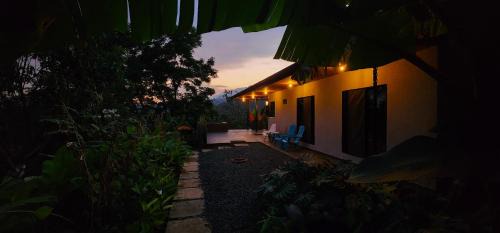 Cali Chalet De Esquí | Gaia Origen Ecohotel - Centro de Bienestar Holístico
