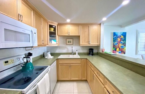 Seven Mile Beach Villa | Galleon Villas by Hello Cayman Vacation