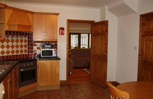 Oranmore Casa | Galway Bay (TR4)Lodge by Interhome