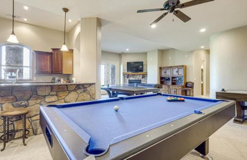 Tucumcari Casa | Game Room and Deck Group Getaway in New Mexico!
