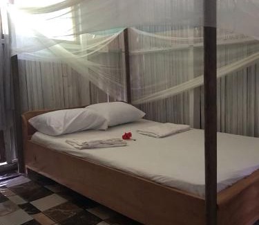 Akwidaa Cabina | Garden Lodge - Cape Three Points
