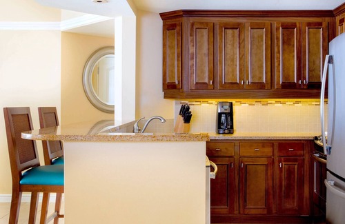 Palm Beach Complejo | Garden View - 2 Bedroom - Marriott's Aruba Surf Club - Full Resort Access