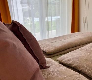 Poertschach am Woerthersee Apartamento | Gartenwohnung