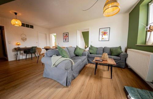 Horumersiel Apartamento | Gasthaus Deichkieker - Wo die Nordsee dich umarmt und Erholung beginnt