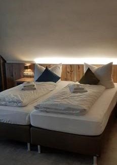 Oberdachstetten Casa | Gasthaus-Pension Hofmann