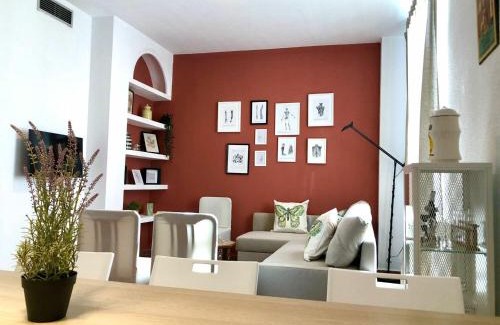 El Puerto de Santa María Apartamento | GATU El Galeno Del Puerto 4 dormit, 2 baños, aire acc en el centro histórico, " Preferente mayores de 21 años y familias "