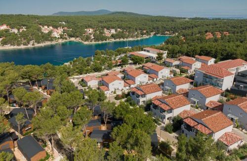 Cove Osibova (Milna) Hotel | Gava Waterman Island Cottages - All Inclusive