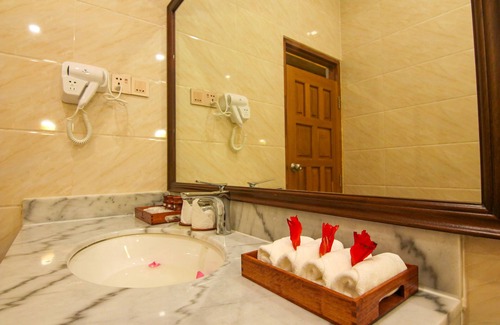 Ayeyarwady Region Complejo | Gawyangyi Hotel & Resort