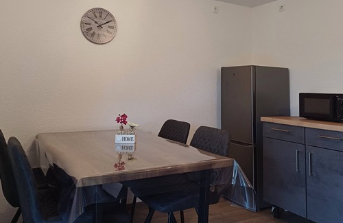 Emmingen-Liptingen Apartamento | Gemütliche Ferienwohnung mit Kamin