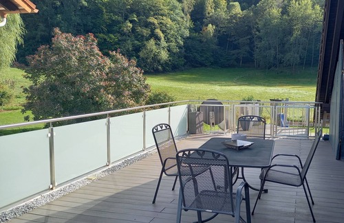 Trulben Apartamento | Gemütliche, Moderne Ferienwohnung im Herzen der Pfalz. Wanderwege in der Nähe