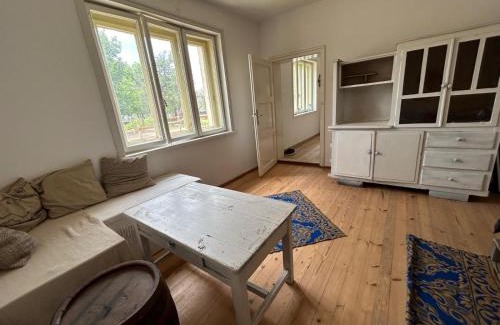 Nikopol Apartamento | Gemütliches Landrefugium auf privatem Pferdehof