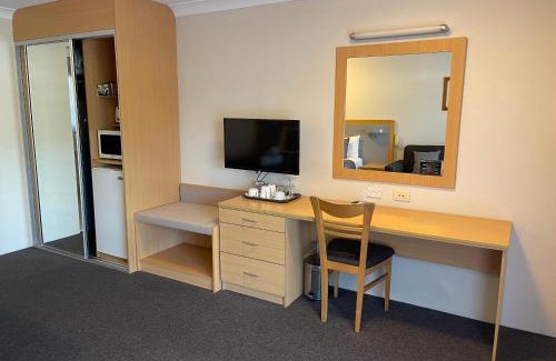 Nowra Hotel | George Bass Motor Inn