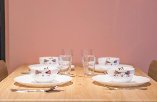 Downtown George Town Apartamento | Georgetown Tropicana 218 by Airlevate Suites