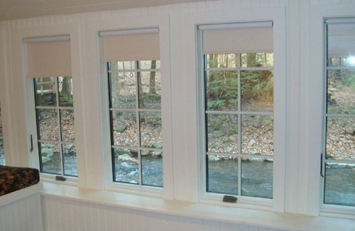 Stroudsburg Cabina | Póngase cómodo en la casa Poconos Creek de Big Al - DSL inalámbrico y trucha !!