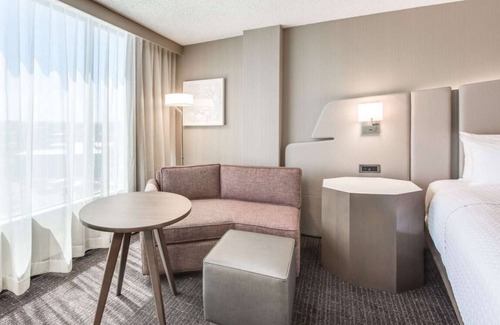 Downtown Denver Hotel | Get Ready for a Blissful Getaway! w/ Pool, Near Museum of Contemporary Art