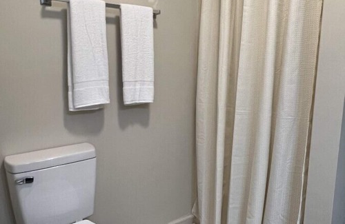 Waynesboro Hotel | Getaway to Owls Nest Room 42