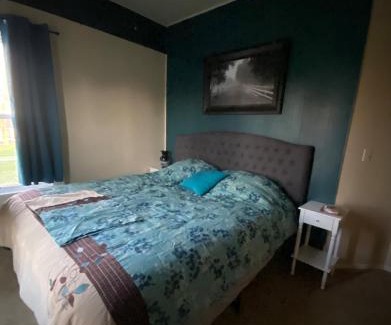 Currie Villa | Getaway with a small town feel