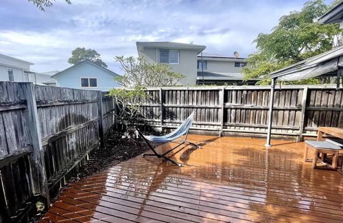 Booker Bay Cabina | Gettalong at Ettalong!