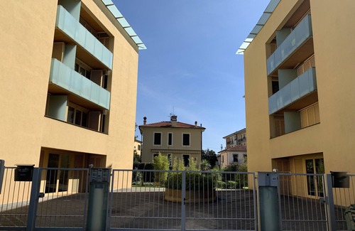 Lucca Historical Center Apartamento | GIALLOMANGO Apt in Lucca