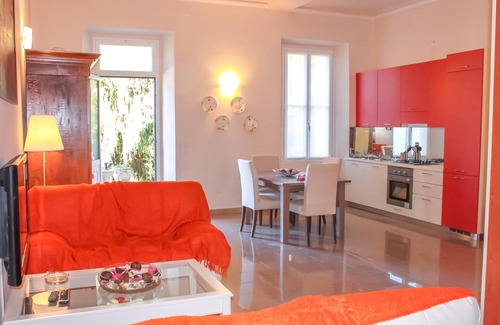 Consiglio di Rumo Apartamento | GiardinoLago Arancio Holiday flat on the lake with pool