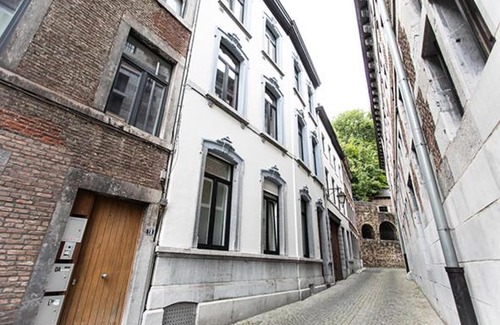 Feronstree et Hors-Chateau Apartamento | GITADIN - Deluxe Suite Rousseau - Historical center