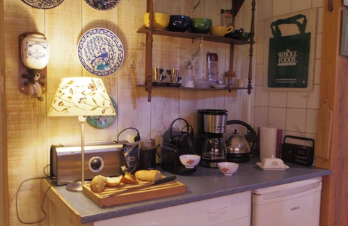 Tremolat Casa | Albergue 4 pers. Dordogne rodeado de árboles y cerca de una posada tradicional