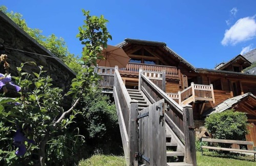 Chantelouve Chalet De Esquí | Gite Dans un Très Beau Chalet Parc des Ecrins