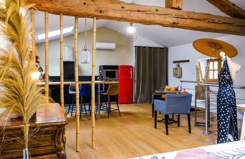 Mirepoix Apartamento | Apartamento tranquilo, gran terraza privada, el centro de Mirepoix, wifi gratuito.