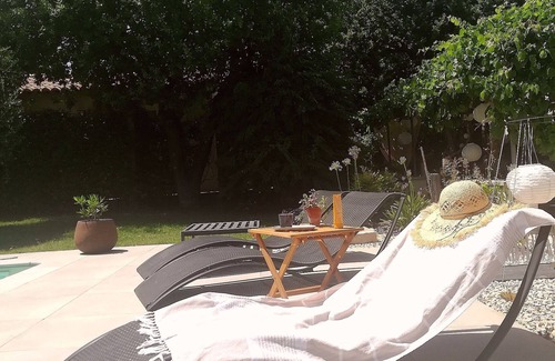 Saint-Paul-Trois-Chateaux Casa | Gîte Le Patio 43m2, spa, piscina, jardín privado a 15 minutos de Grignan
