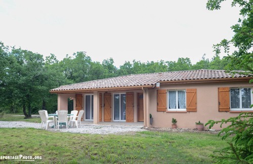 Lauzerte Cabaña | Cómodo llena de calma Encantadora casa de campo en la naturaleza con las cigarras