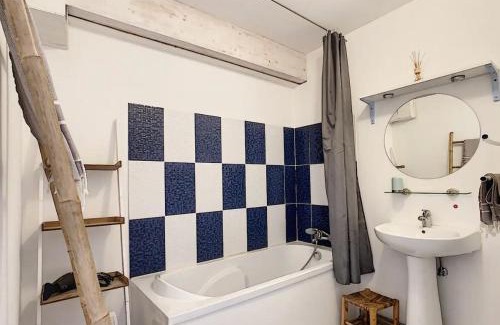 Amel-sur-l'Etang Casa | Gite les Gambettes