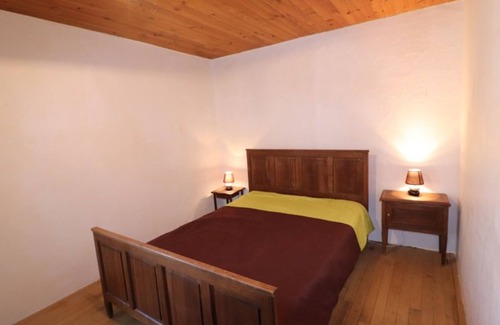 Leynhac Cabaña | Gite Leynhac, 3 bedrooms, 5 persons