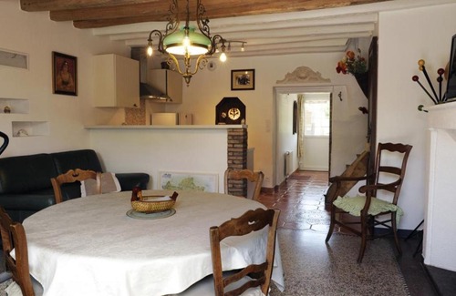 Romilly-sur-Seine Casa | Gîte Romilly-sur-Seine, 3 pièces, 5 personnes - FR-1-543-184