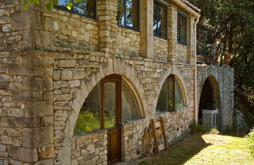 Issirac Cabaña | Cottage, duerme 4/6, cerca de los viñedos, para el descanso y la relajación, Issirac