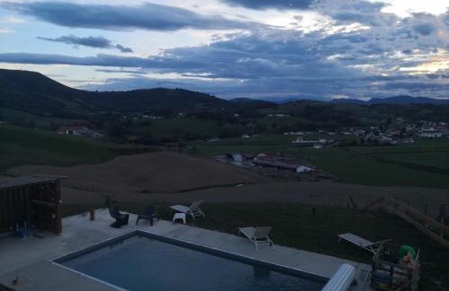 Iholdy Casa | Gites Mendiburia