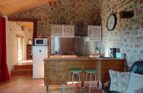 Saint-Hilaire-Bonneval Casa | Gites Sthilbon - Le Menudet. 2 Pièces de 40 m2 Terrasse et vue sur la Campagne
