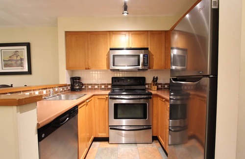 Village North Condominio | Glacier's Reach by Whistler Retreats