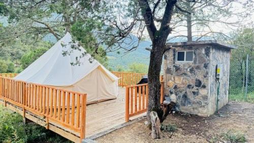 Arteaga Otro | Glamping MORET, Glamping Tent M4