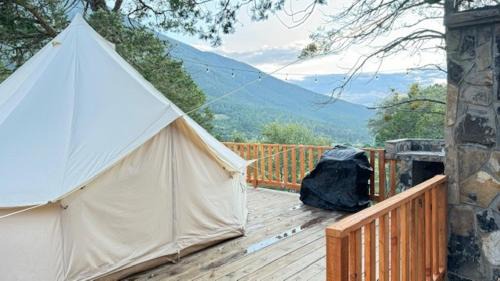 Arteaga Otro | Glamping MORET, Glamping Tent M4