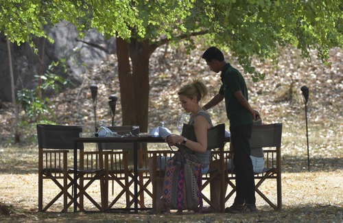 Tissamaharama Alquiler De RV | Glamping Safari Tent Bordering Yala National Park
