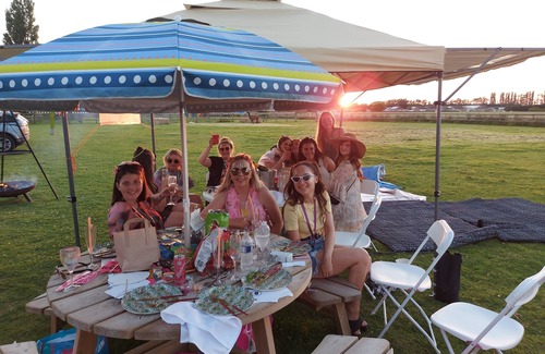 Wisbech Alquiler De RV | Valentina-Premium-Tienda de campaña-Baño Privado-Vista al Jardín