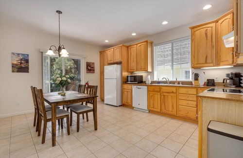 Glen Ellen Casa | Glen Ellen Retreat #1 Hot Tub and King Beds